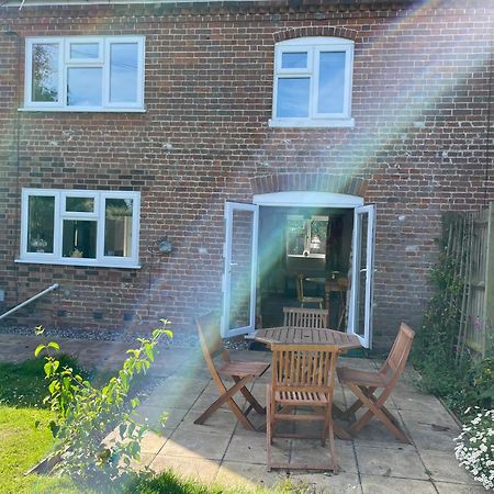 Betty'S Cottage - Traditional Norfolk Farm Cottage Swafield Buitenkant foto